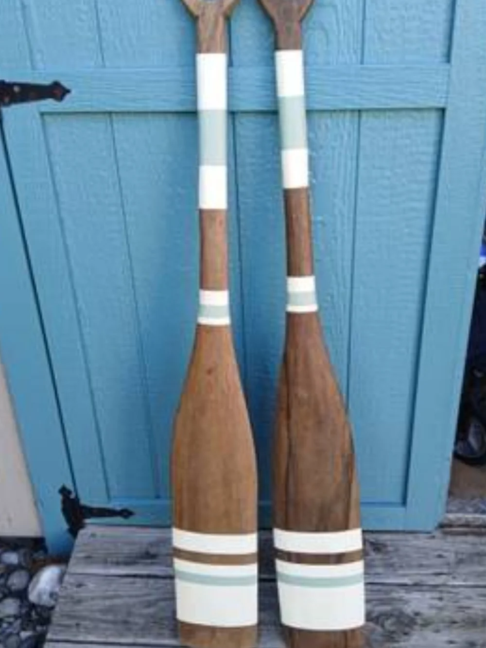 Decorative Wooden Oars in White and Light Blue - Nautical Wall Décor
